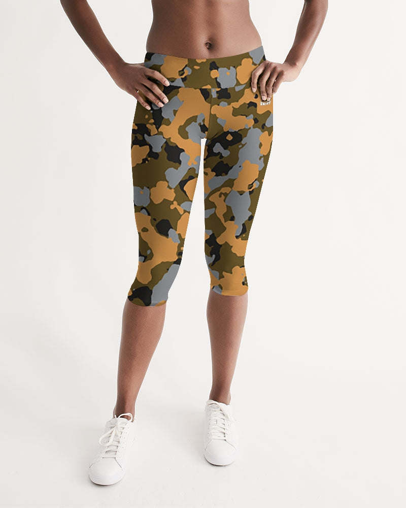 Camouflage Mid-Rise Capri Leggings